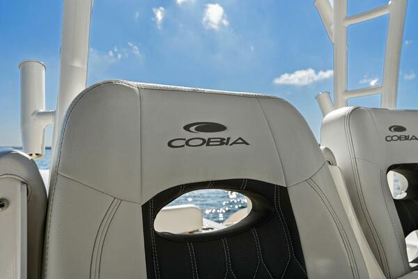 2023 Cobia 30 Center Console