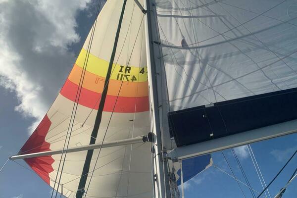 Ealu 35ft Jeanneau Yacht For Sale