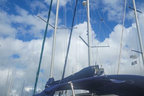 Ealu 35ft Jeanneau Yacht For Sale