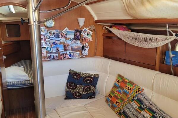 Ealu 35ft Jeanneau Yacht For Sale