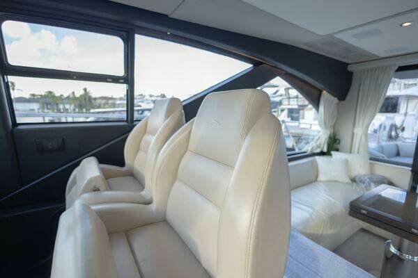 Azimut S6 Sport-Fly Yacht For Sale