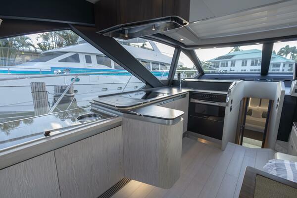 Asymmetry 59ft Azimut Yacht For Sale Asymmetry 59ft Azimut Yacht For Sale