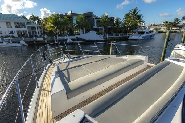 Asymmetry 59ft Azimut Yacht For Sale Asymmetry 59ft Azimut Yacht For Sale