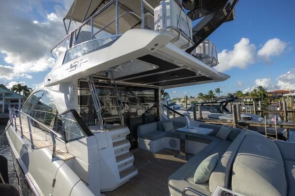 Asymmetry 59ft Azimut Yacht For Sale Asymmetry 59ft Azimut Yacht For Sale