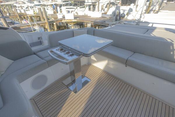 Asymmetry 59ft Azimut Yacht For Sale Asymmetry 59ft Azimut Yacht For Sale