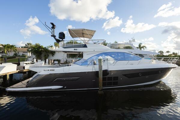 Asymmetry 59ft Azimut Yacht For Sale Asymmetry 59ft Azimut Yacht For Sale