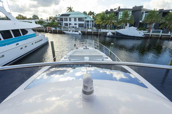 Asymmetry 59ft Azimut Yacht For Sale Asymmetry 59ft Azimut Yacht For Sale