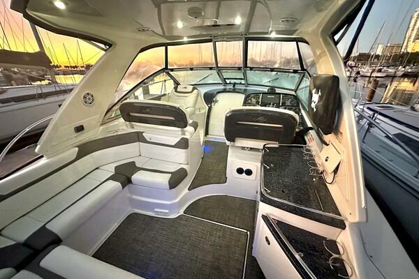 40ft Monterey Yacht For Sale