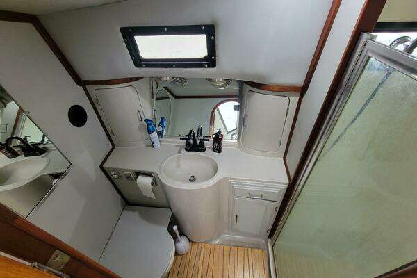 Photo of the 1992 Mediterranean 38 "Tasty Waves"