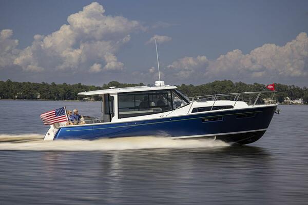 MJM 42 2025 - Profile