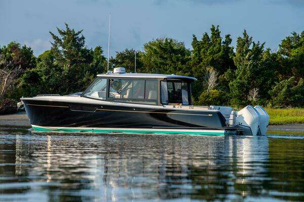 38-ft-MJM-2026-3-Tampa Florida United States yacht for sale