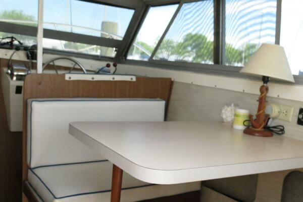 28ft Bertram Yacht For Sale