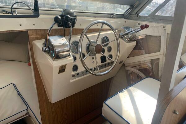 28ft Bertram Yacht For Sale
