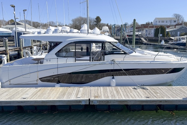 In Stock 42ft Beneteau Yacht For Sale