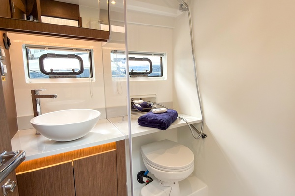 In Stock 42ft Beneteau Yacht For Sale