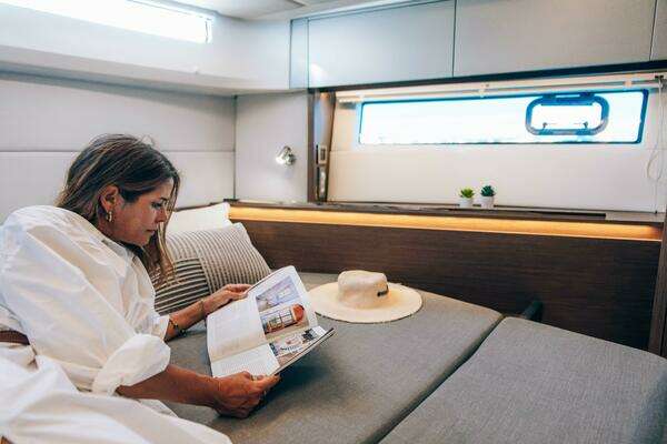 42ft Beneteau Yacht For Sale