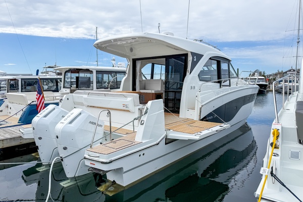 In Stock 42ft Beneteau Yacht For Sale