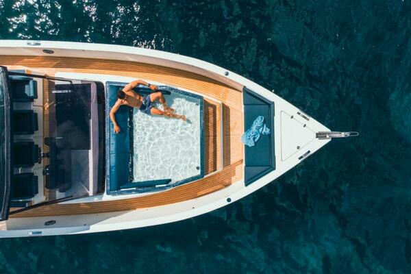 50ft De Antonio Yacht For Sale