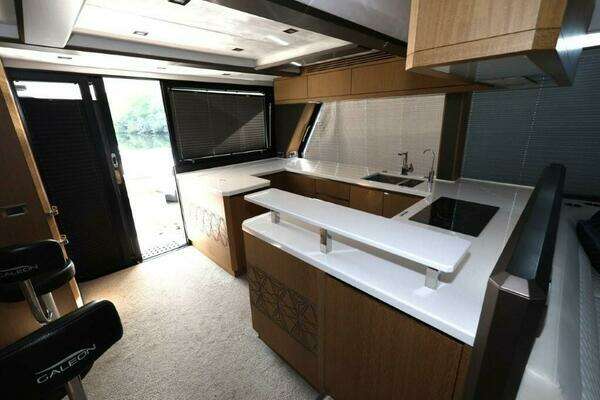 Galeon 650 Sky Yacht For Sale