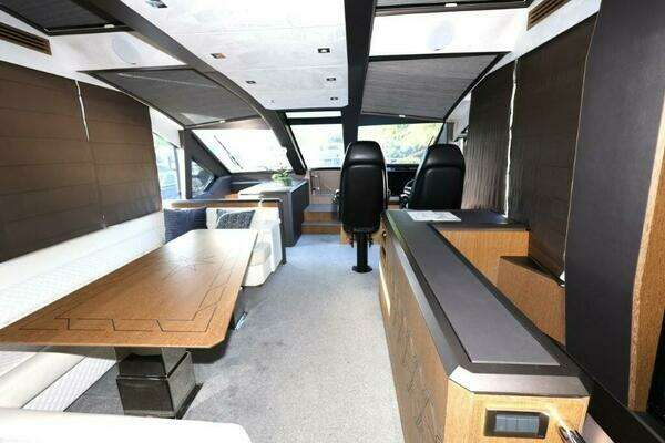 Galeon 650 Sky Yacht For Sale