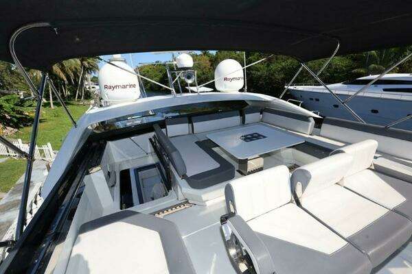 Galeon 650 Sky Yacht For Sale