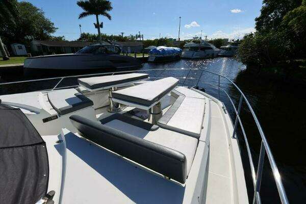 Galeon 650 Sky Yacht For Sale