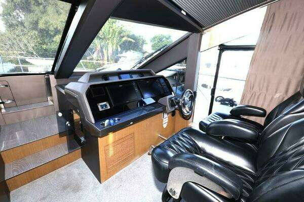 Galeon 650 Sky Yacht For Sale