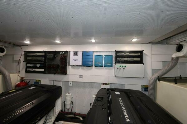 68ft Galeon Yacht For Sale 68ft Galeon Yacht For Sale