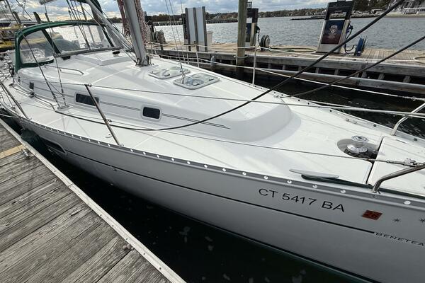36ft Beneteau Yacht For Sale
