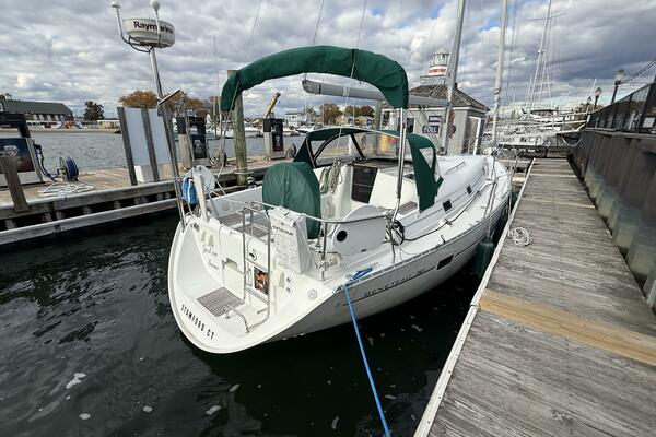 36ft Beneteau Yacht For Sale