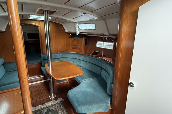 36ft Beneteau Yacht For Sale