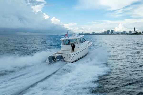 36ft Pursuit Yacht For Sale