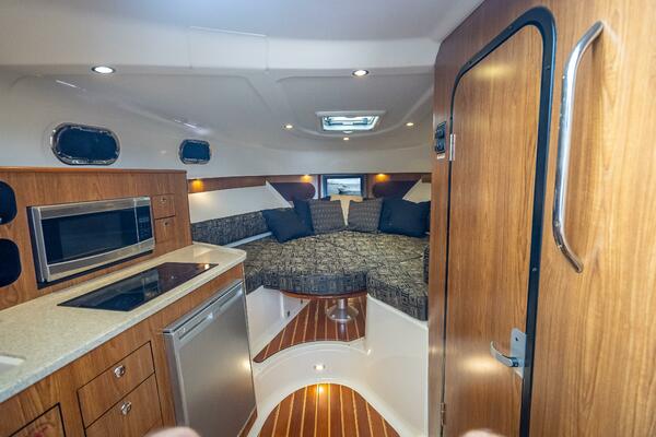 36ft Pursuit Yacht For Sale