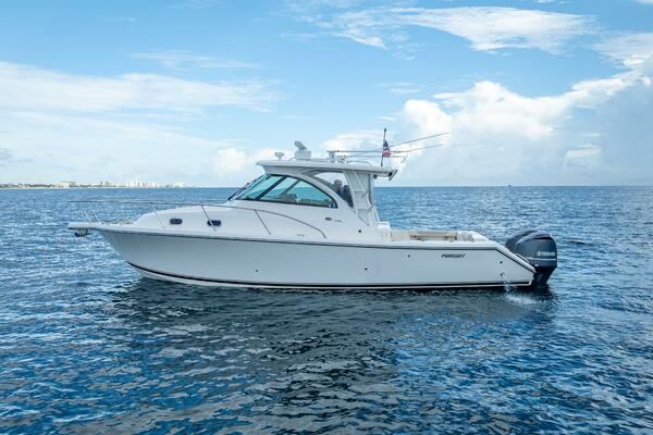 36ft Pursuit Yacht For Sale
