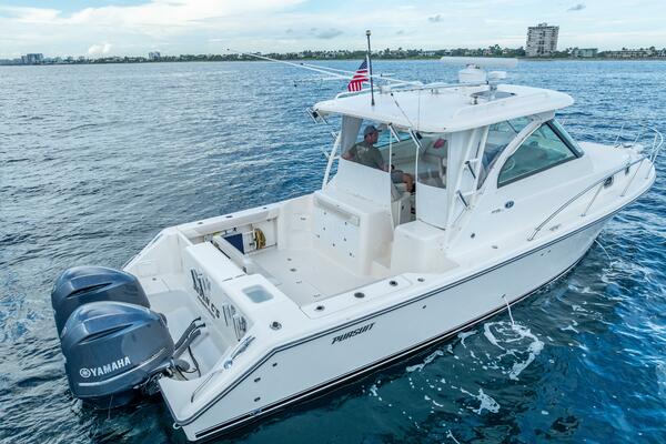36ft Pursuit Yacht For Sale