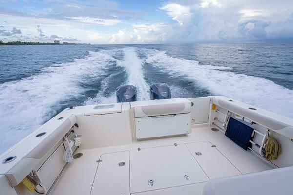 36ft Pursuit Yacht For Sale