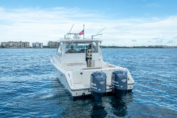 36ft Pursuit Yacht For Sale