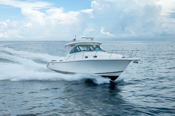 36ft Pursuit Yacht For Sale