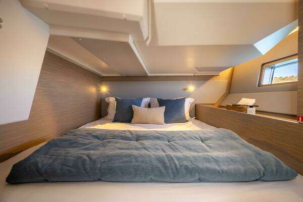 53ft Beneteau Yacht For Sale