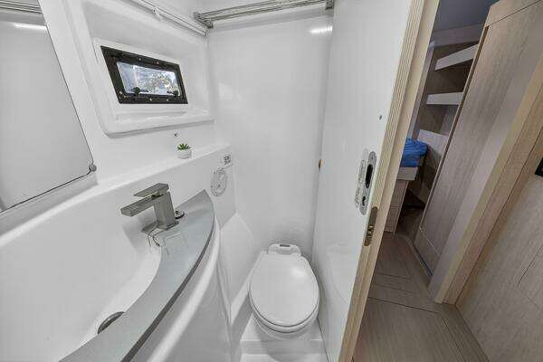 Leopard  Yacht For Sale