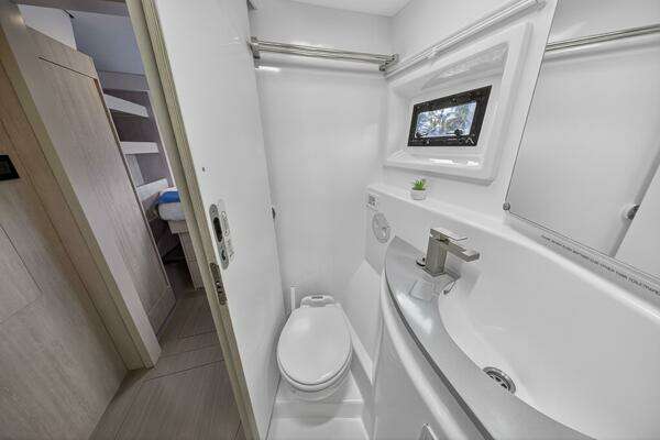 Leopard  Yacht For Sale