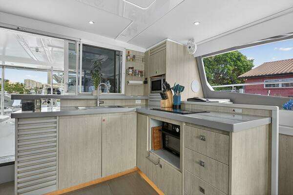 Leopard  Yacht For Sale