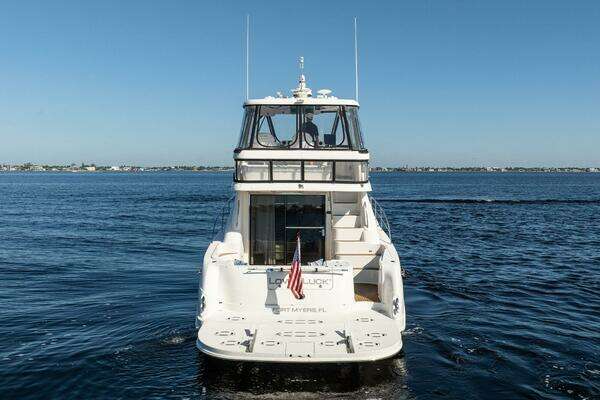 Sea Ray 580 Sedan Bridge Yacht For Sale