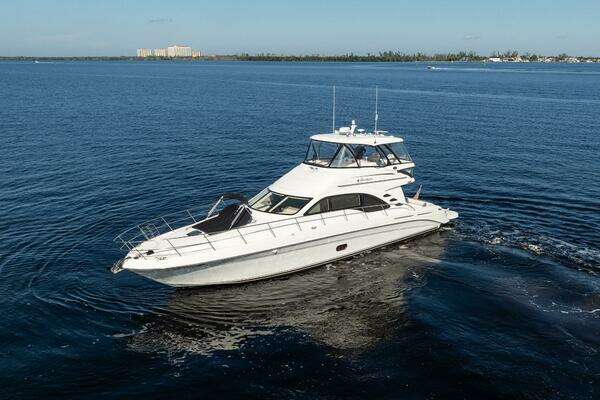 Sea Ray 580 Sedan Bridge Yacht For Sale