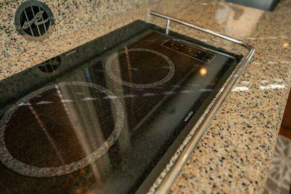 Sea Ray 580 Sedan Bridge Yacht For Sale