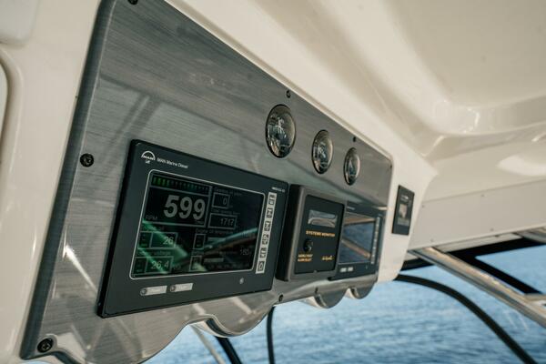 LOVE  amp  LUCK II 58ft Sea Ray Yacht For Sale LOVE  amp  LUCK II 58ft Sea Ray Yacht For Sale