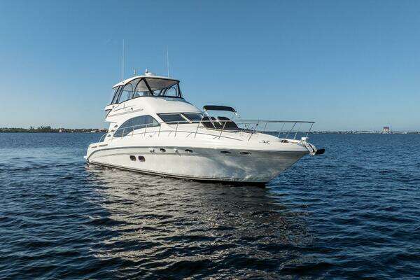 Sea Ray 580 Sedan Bridge Yacht For Sale