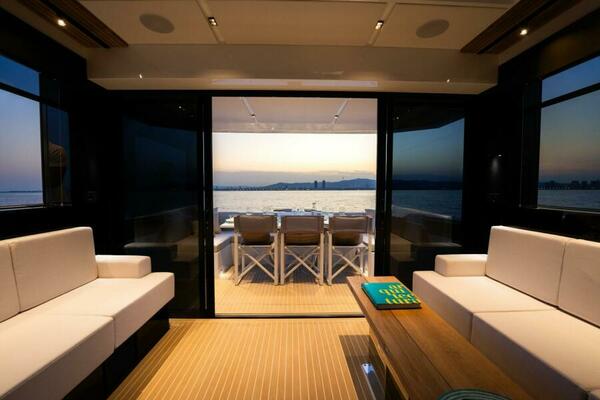 60ft De Antonio Yacht For Sale