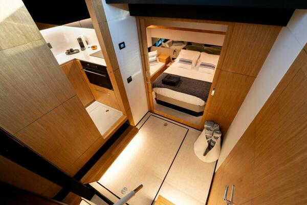 60ft De Antonio Yacht For Sale