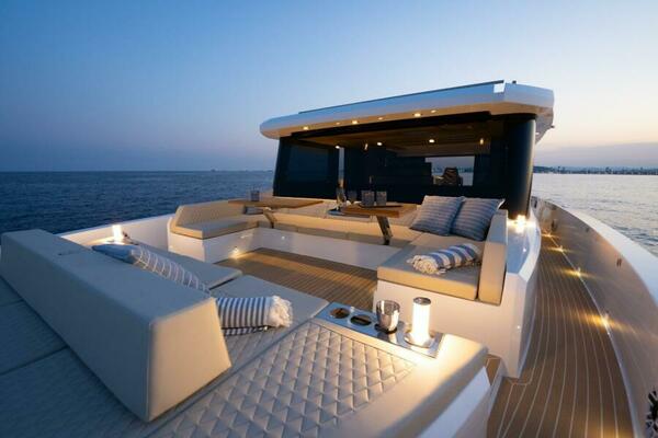 60ft De Antonio Yacht For Sale
